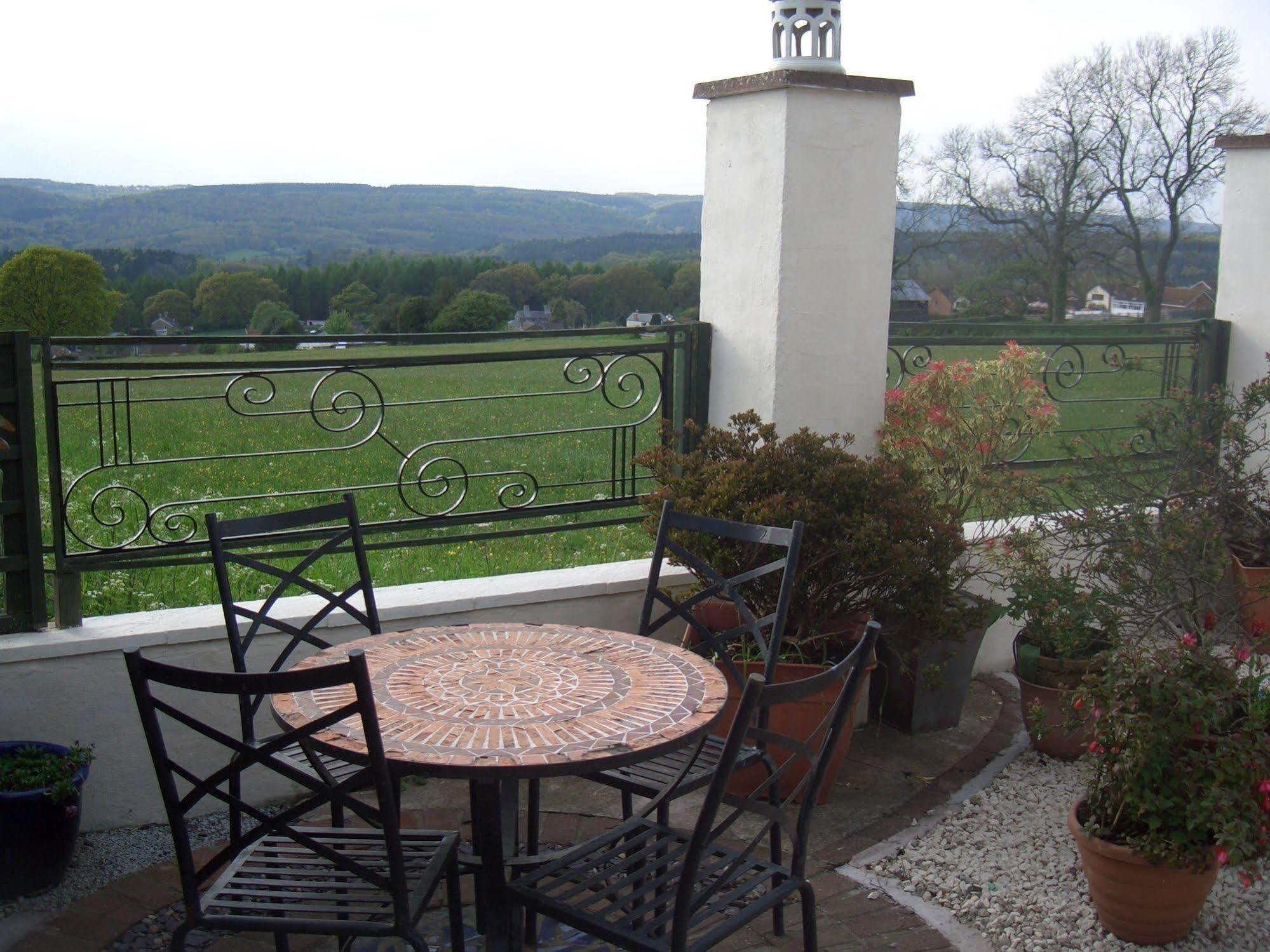 Dean Valley Panorama Bed & Breakfast Лидней Экстерьер фото